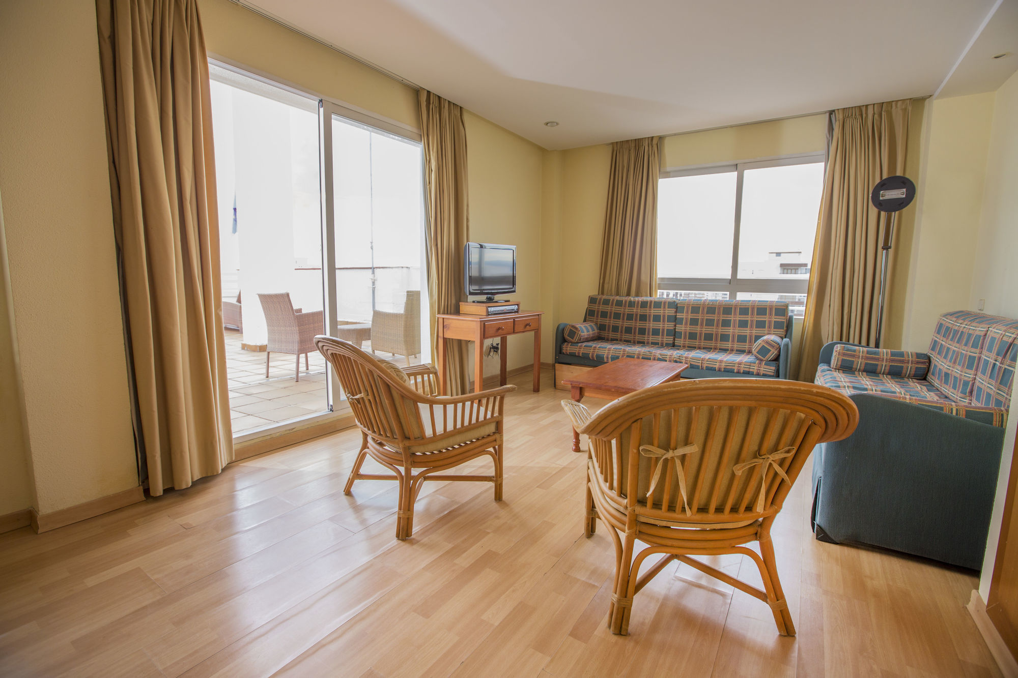 Hotel Tres Anclas Gandia Zewnętrze zdjęcie